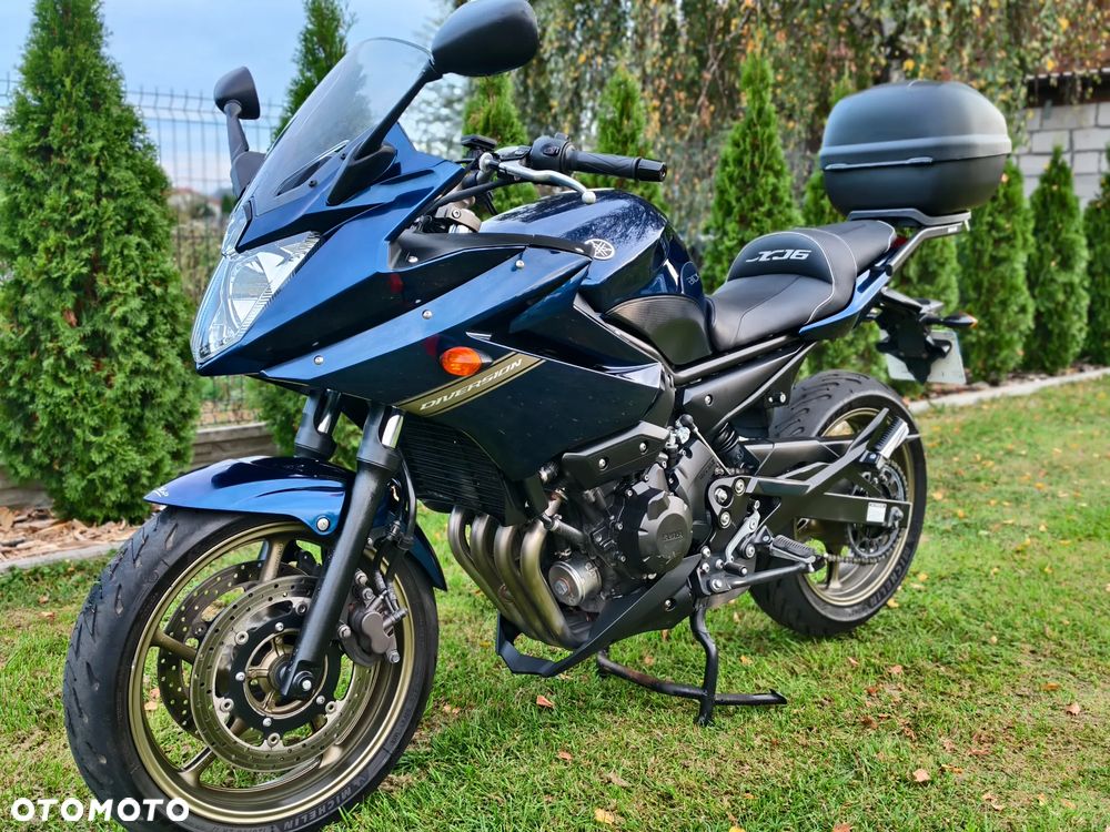 Yamaha XJ - 16