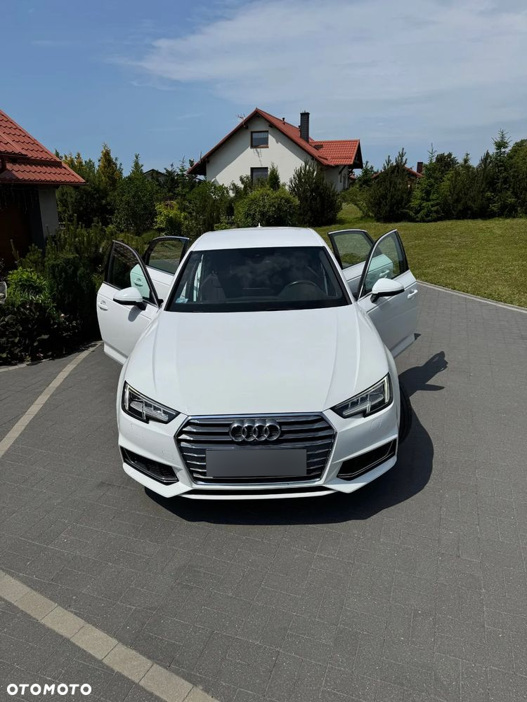 Audi A4 2.0 TDI Design - 6