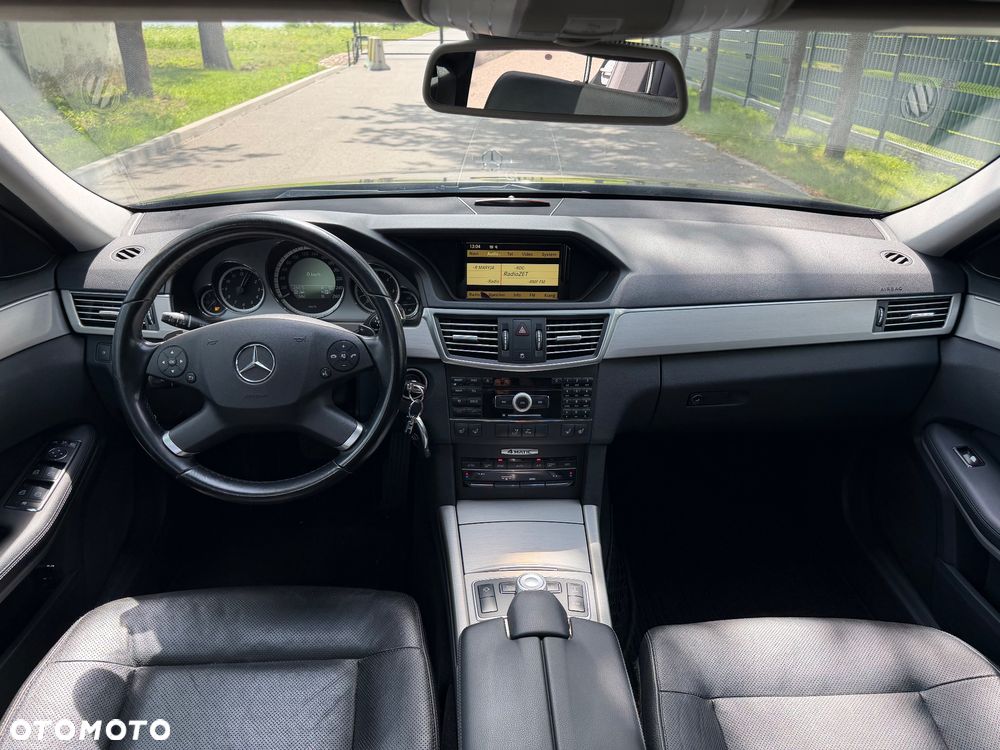 Mercedes-Benz Klasa E 350 CDI DPF 4Matic BlueEFFICIENCY 7G-TRONIC Avantgarde - 7