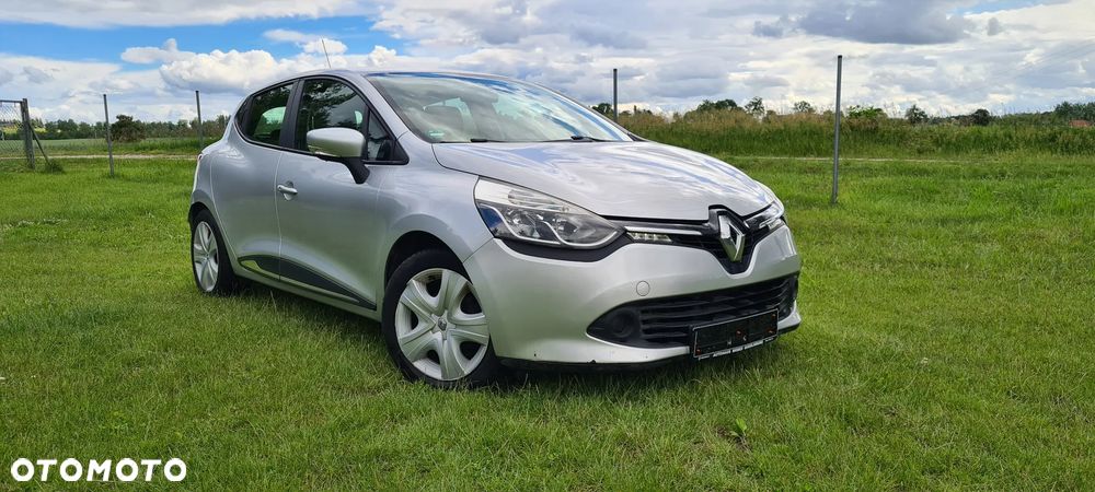 Renault Clio 1.2 16V 75 Life - 3