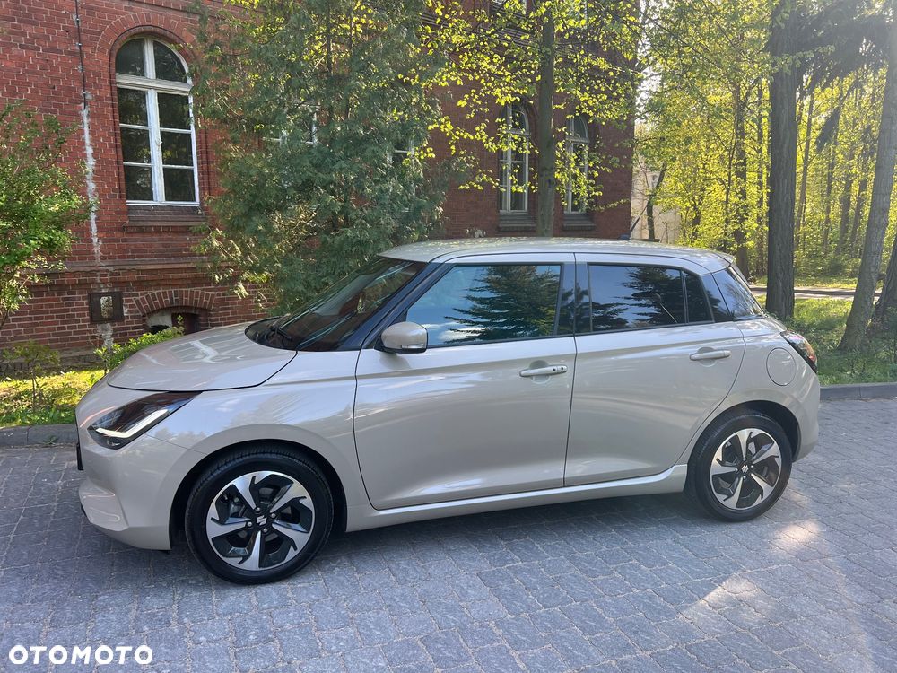 Suzuki Swift 1.2 Dualjet SHVS Premium Plus - 2