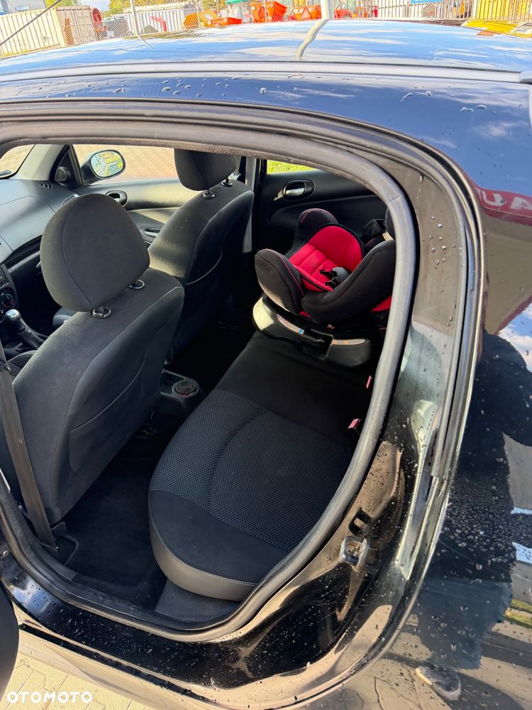 Peugeot 206 plus 1.1 Presence Euro5 - 6