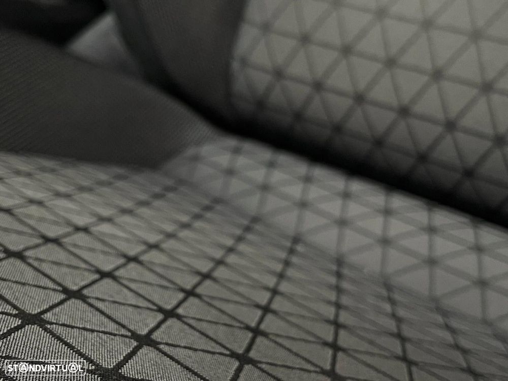 VW T-Cross 1.0 TSI Life - 20