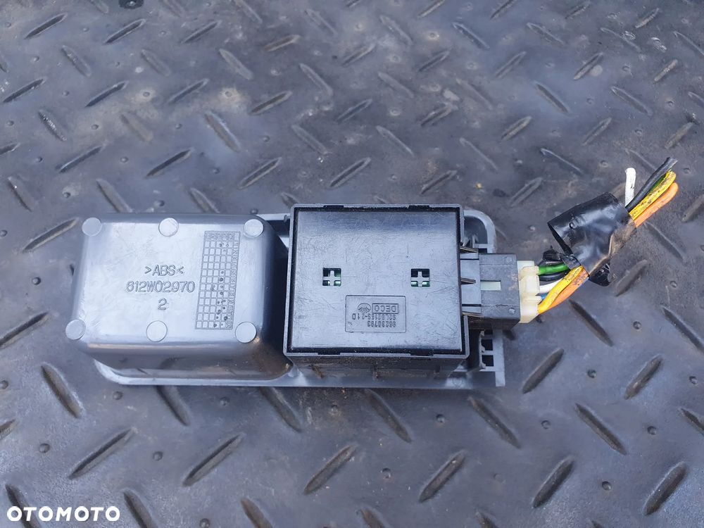 DAEWOO LANOS PANEL STEROWANIA PRZEŁĄCZNIKI SZYB 612W02970 - 2