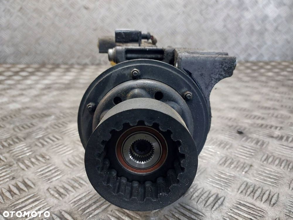 KOMPRESOR KLIMATYZACJI DO REGENERACJI VW TRANSPORTER T5 2.5 TDI - 6