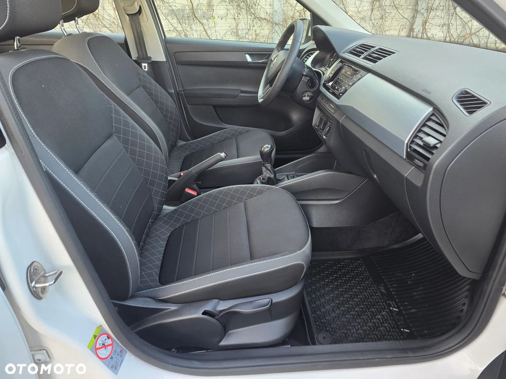 Skoda Fabia 1.0 Ambition - 4