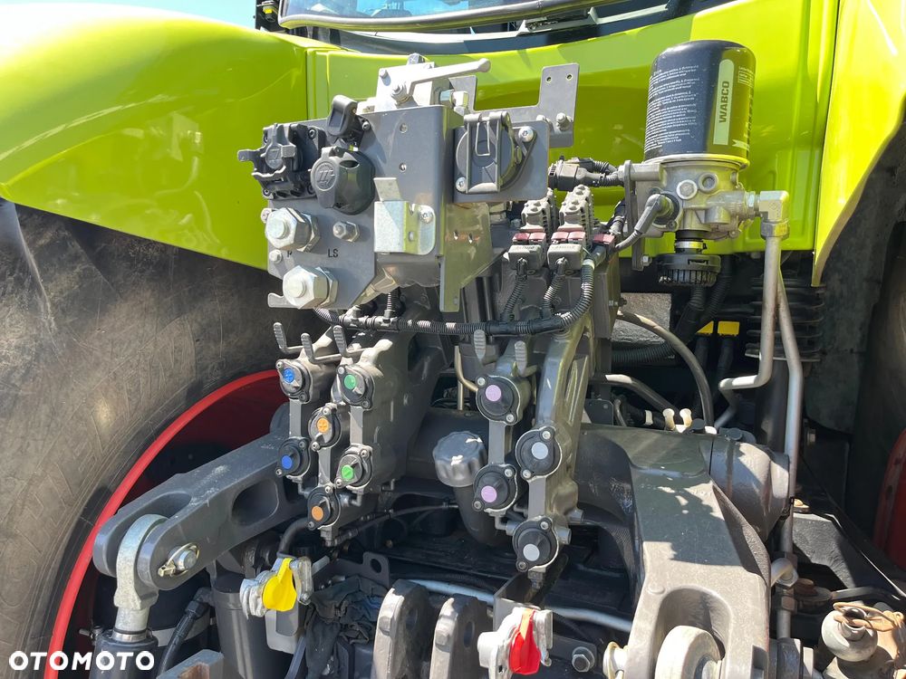 Claas AXION 850 - 18