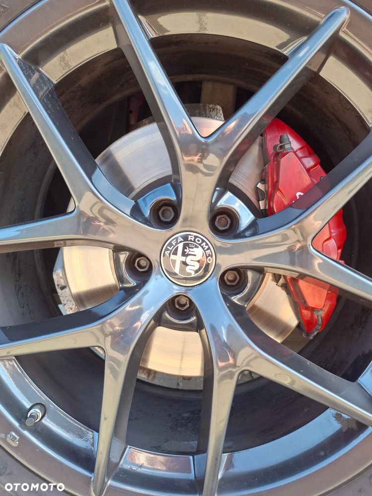 Alfa Romeo Stelvio 2.0 Turbo Veloce Q4 - 30