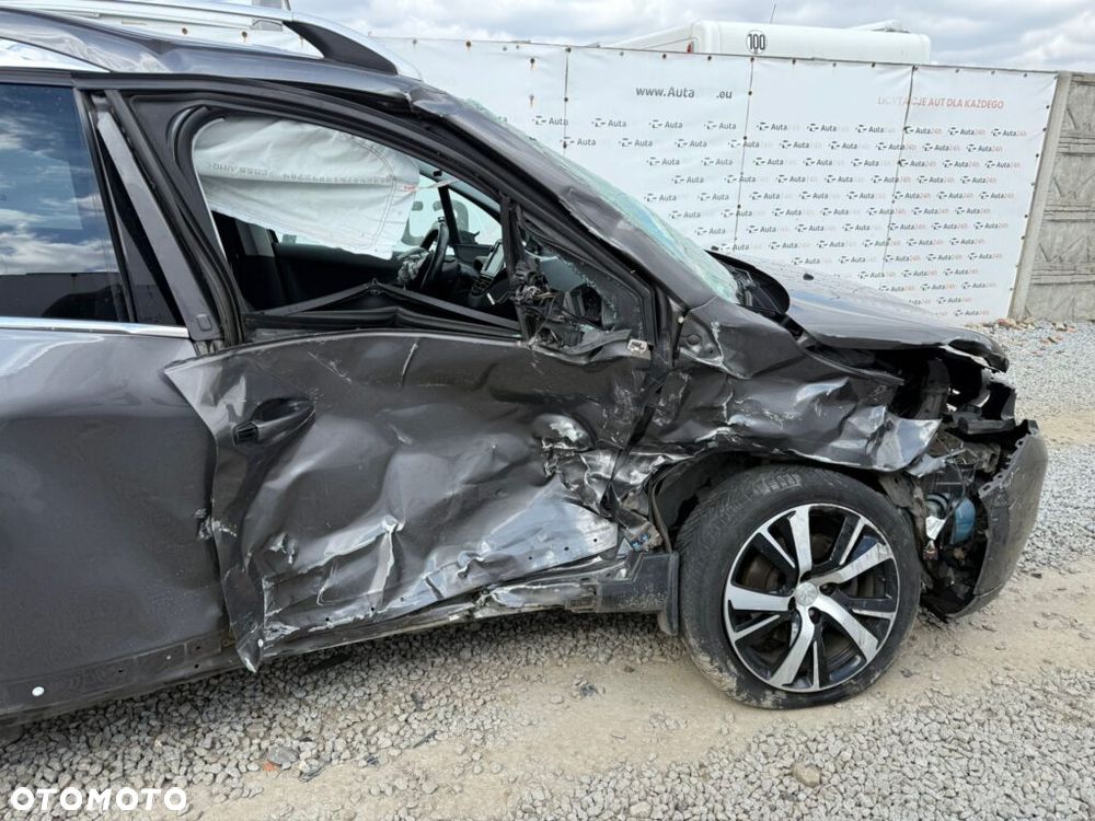 Peugeot 2008 e-HDi FAP 115 STOP & START Allure - 24