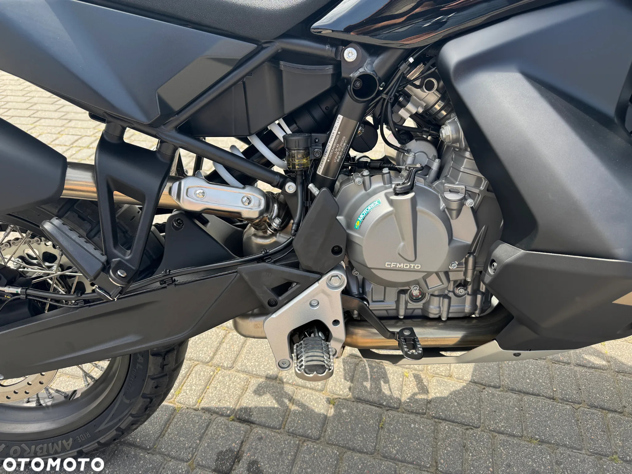CFMoto 800MT-X - 4