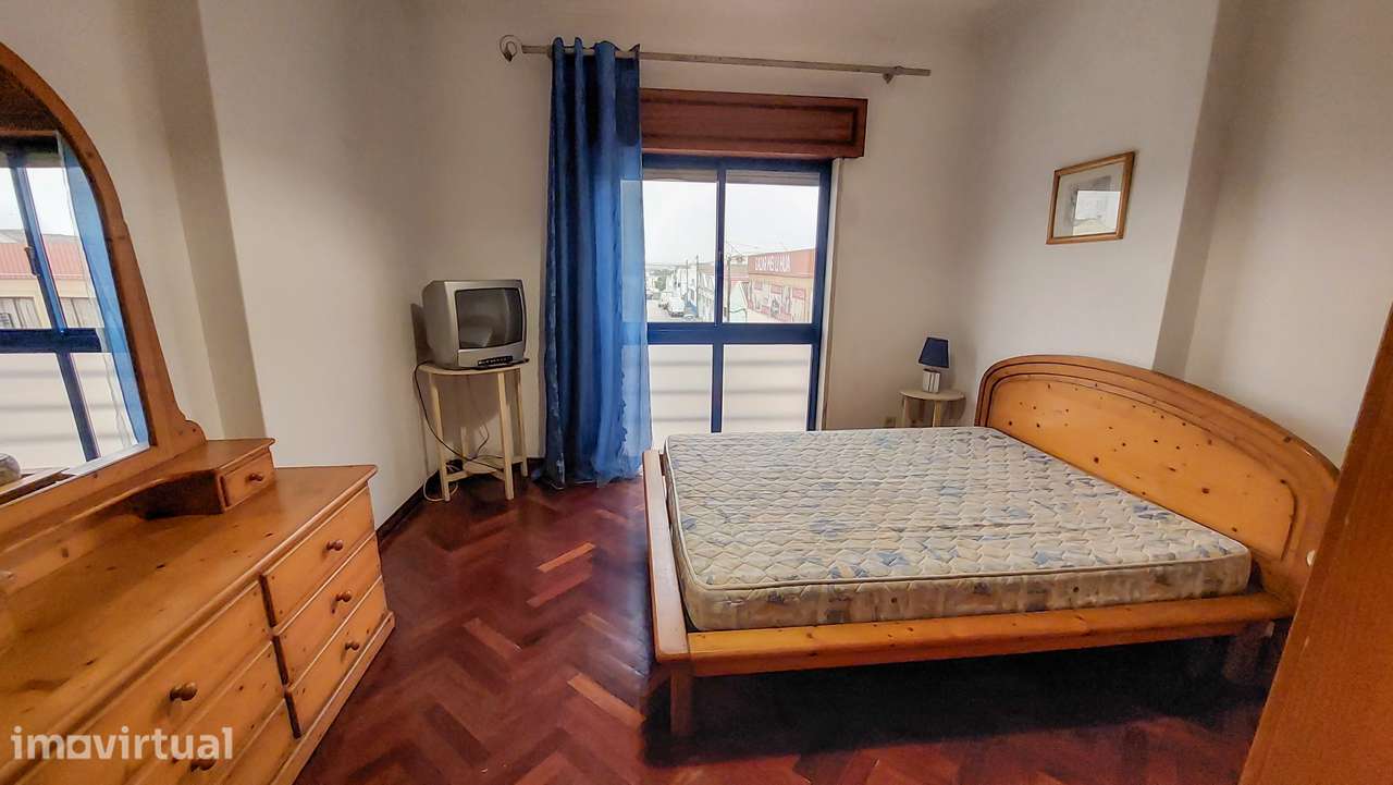 Apartamento T1 com mobilado e equipado no Casal do Marco - Seixal - Grande imagem: 4/9