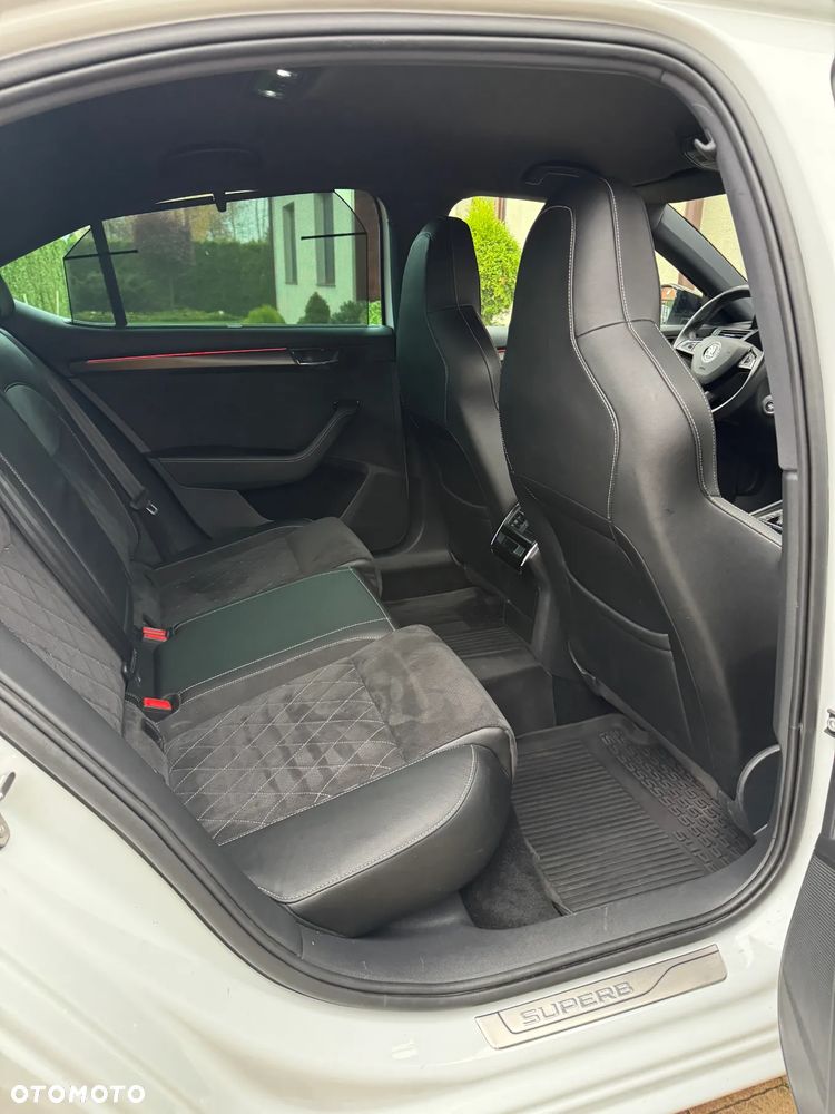 Skoda Superb 1.4 TSI Plug-In Hybrid Sportline DSG - 11