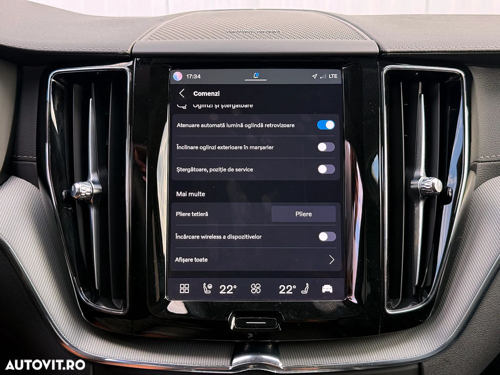 Volvo XC 60 B4 MHEV AT AWD Ultimate Dark - 37