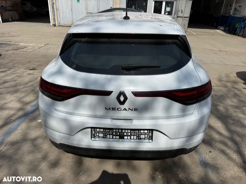 Renault Megane TCE 114 GPF Life - 11