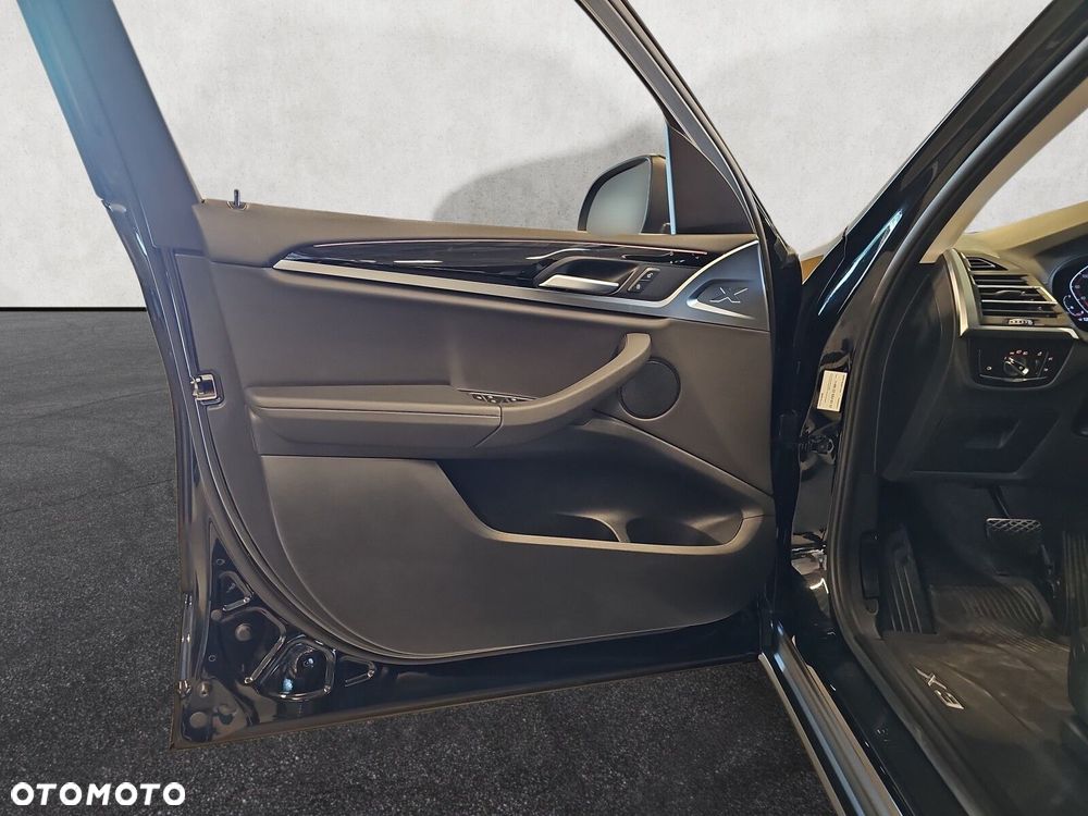BMW X3 - 16