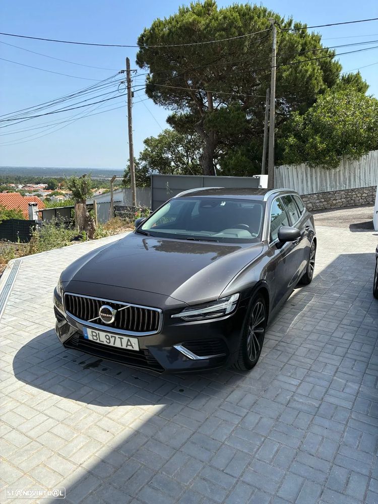 Volvo V60 2.0 T6 AWD TE Essential - 1