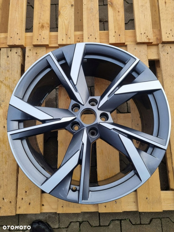 Felga aluminiowa Skoda ENYAQ 9.0" x 20" 5x112 ET 42 5LA601025E 5LA601025R