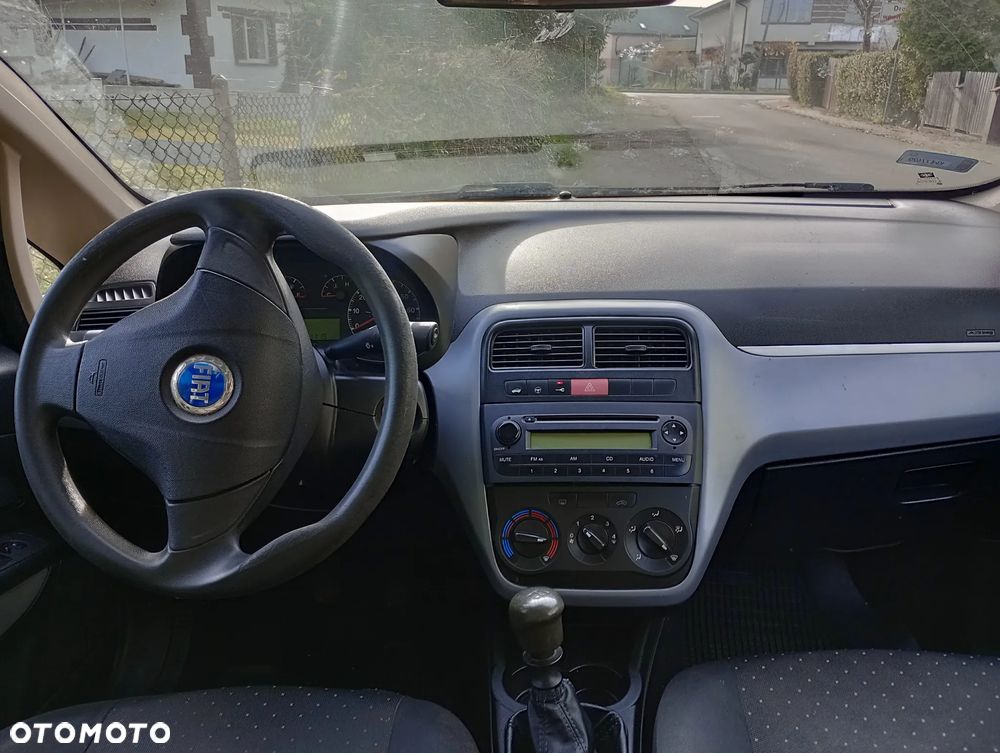 Fiat Punto 1.2 8V Active - 3