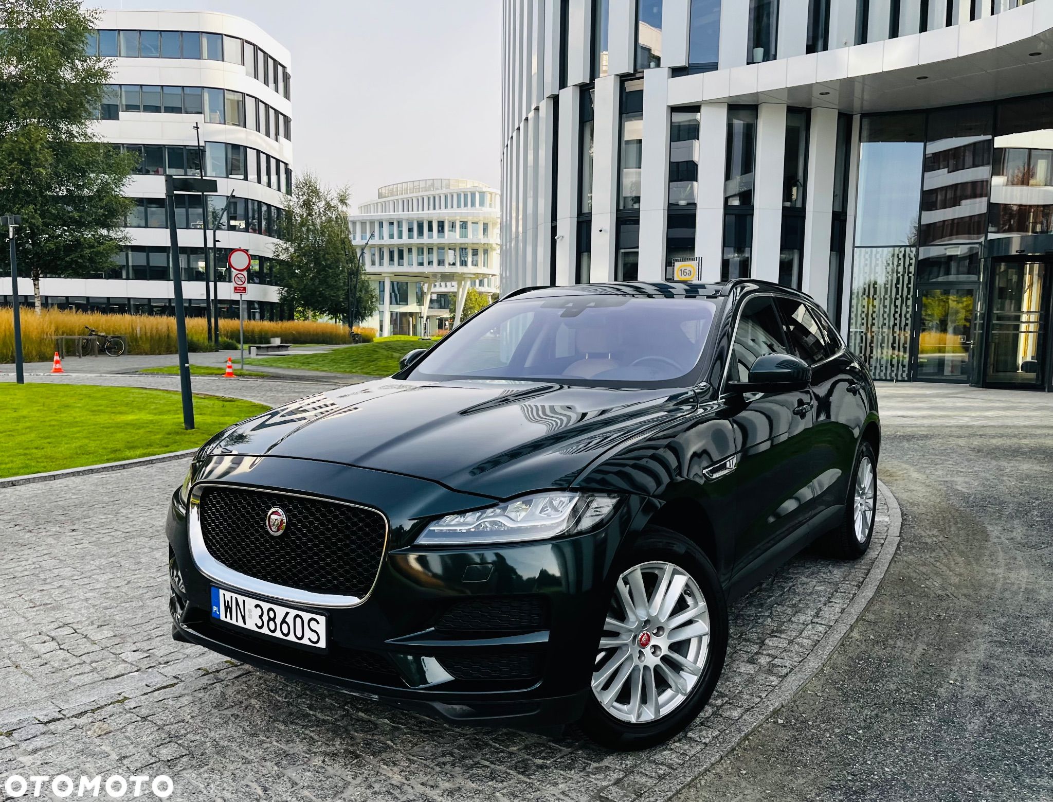 Jaguar F-Pace 3.0 V6 AWD Prestige - 1