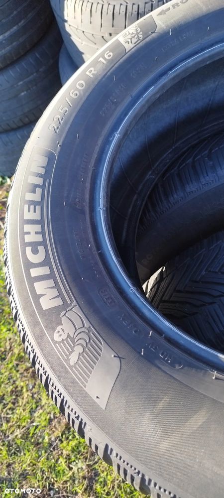 225/60/16 michelin alpin 6 - 4