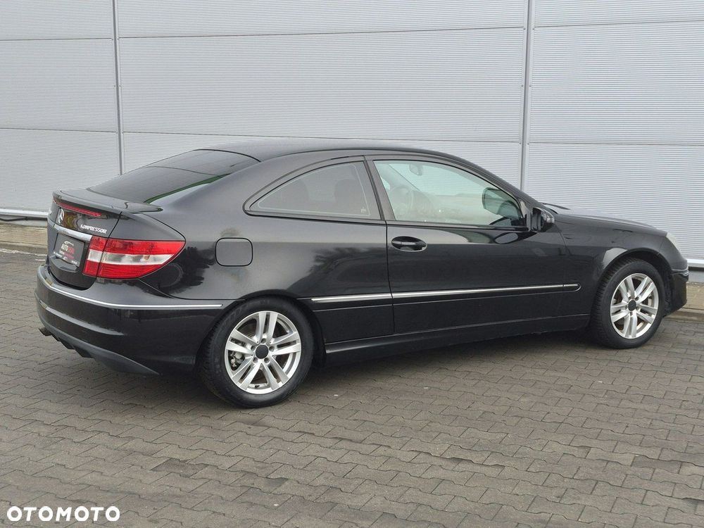 Mercedes-Benz CLC - 11