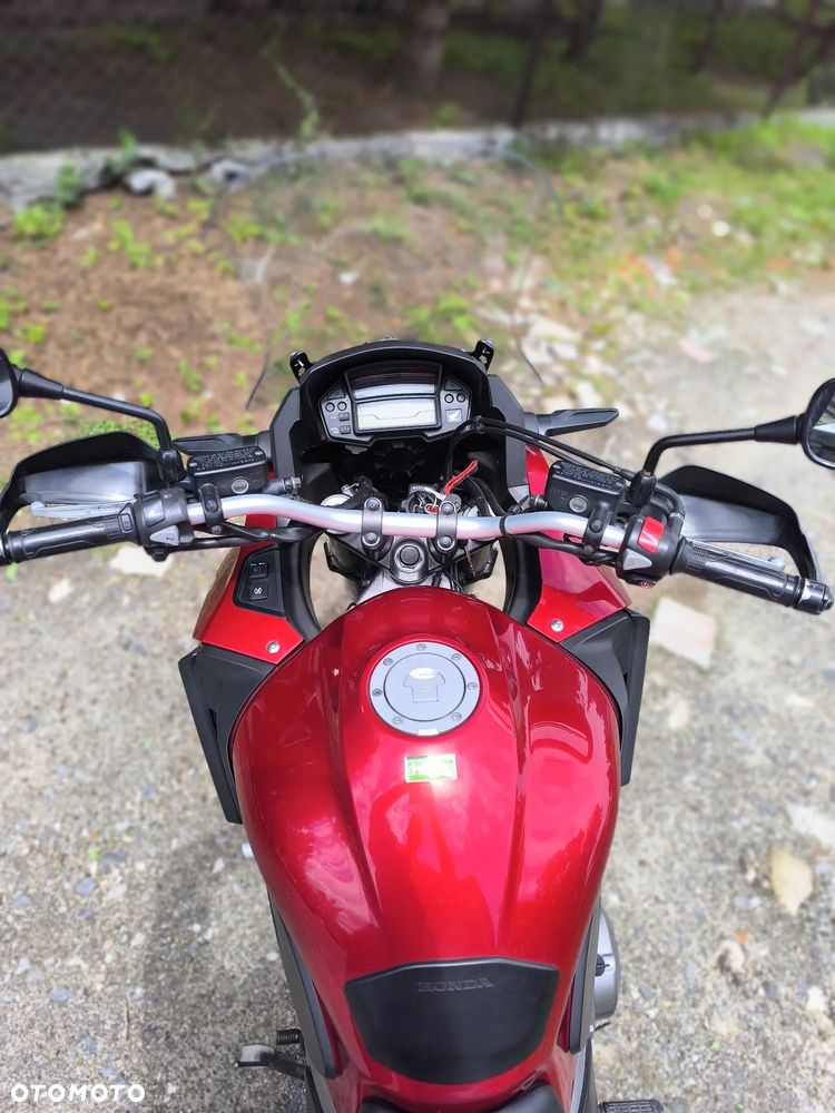 Honda VFR - 4
