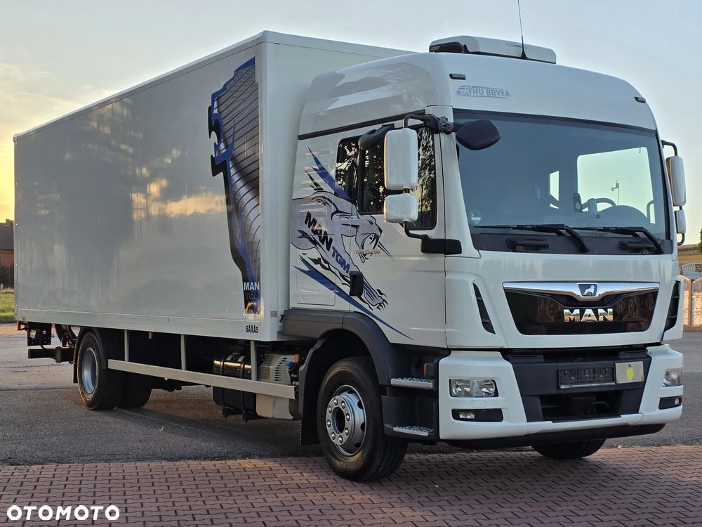 MAN TGM 15.290 / TGL / KONTENER / IZOTERMA / WINDA / KLIMA POSTOJOWA / 2019R / EURO 6 / PEŁEN SERWIS /  8200KG ŁADOWNOŚĆ  / SPROWADZONY / ZADBANY / JAK NOWY /  KSIĄŻKA SERWISOWA / E6 / 18 PALET - 1