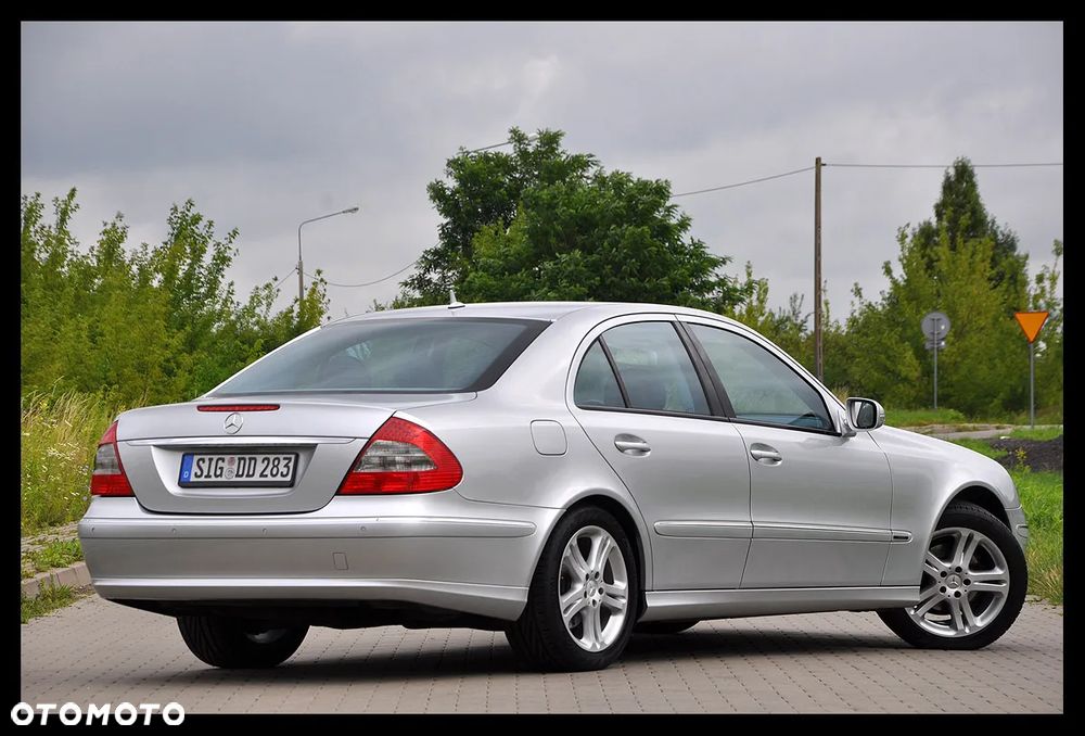 Mercedes-Benz Klasa E 320 CDI 7G-TRONIC Avantgarde - 4