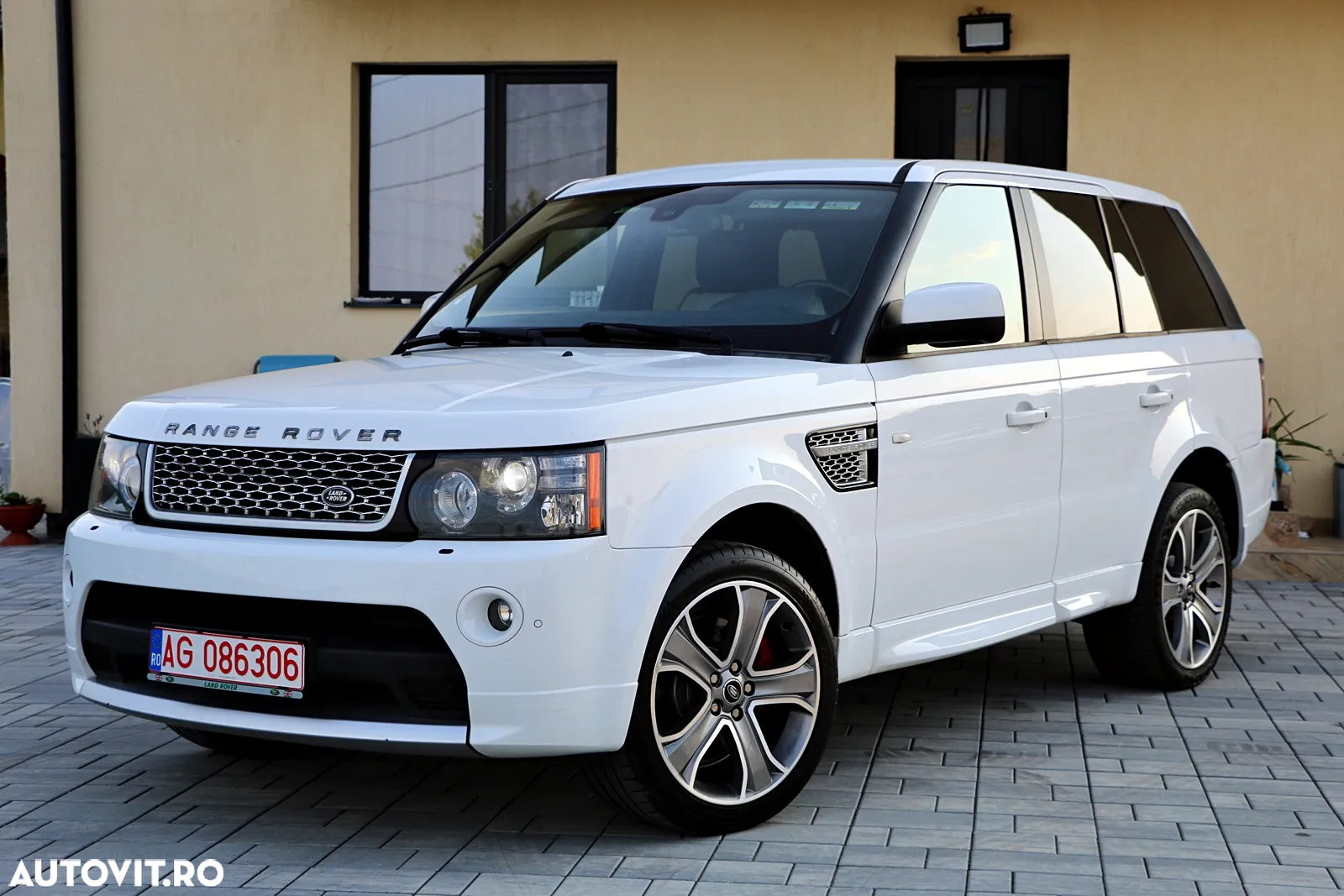 Land Rover Range Rover Sport 3.0 SDV6 Autobiography - 2