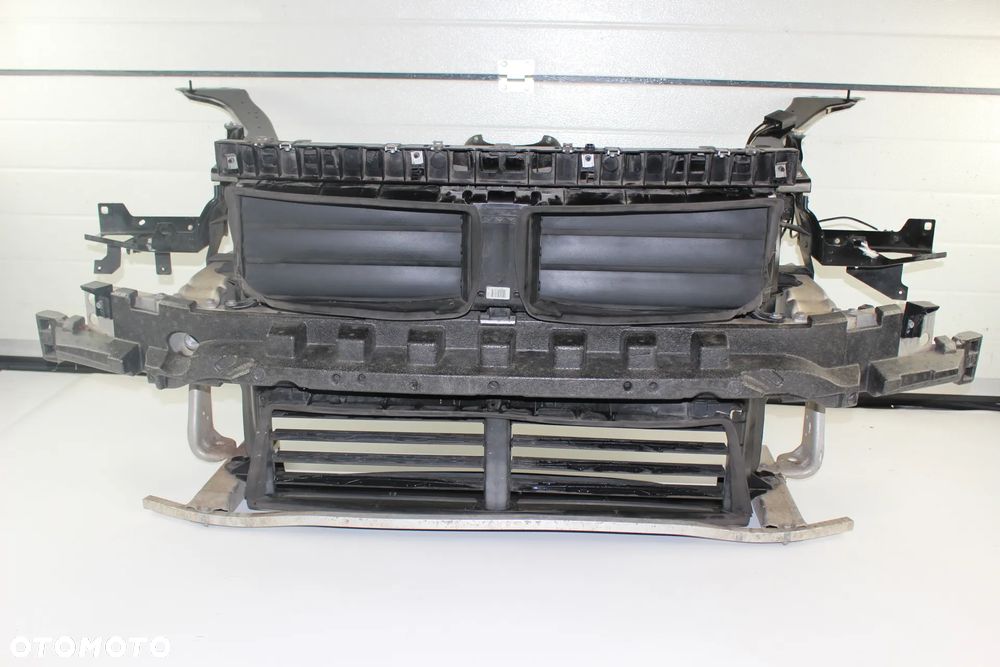 BMW  X1 F 48 PAS PRZEDNI CHŁODNICE KOMPLET