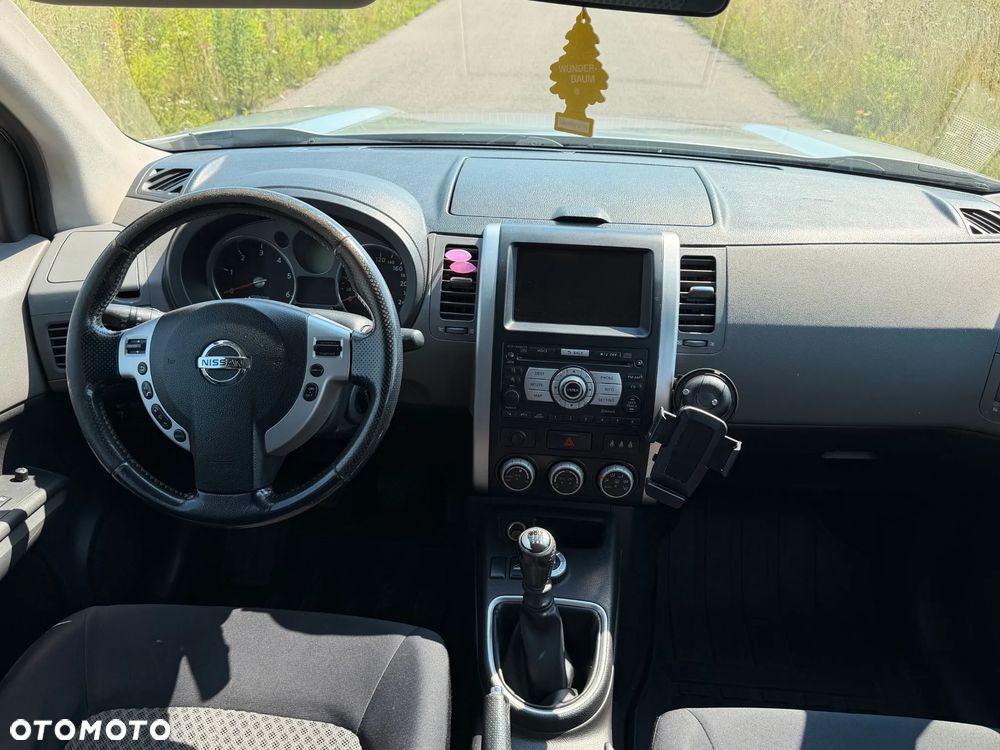 Nissan X-Trail 2.0 dCi 4x4 DPF SE - 16