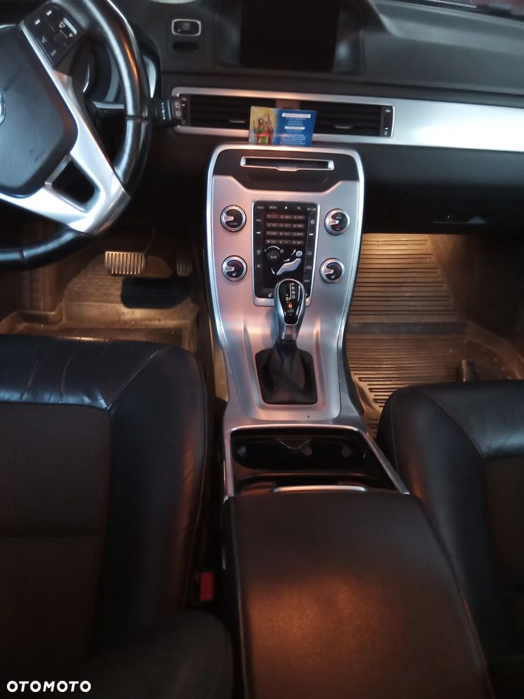 Volvo V70 D4 Drive-E Dynamic Momentum - 13