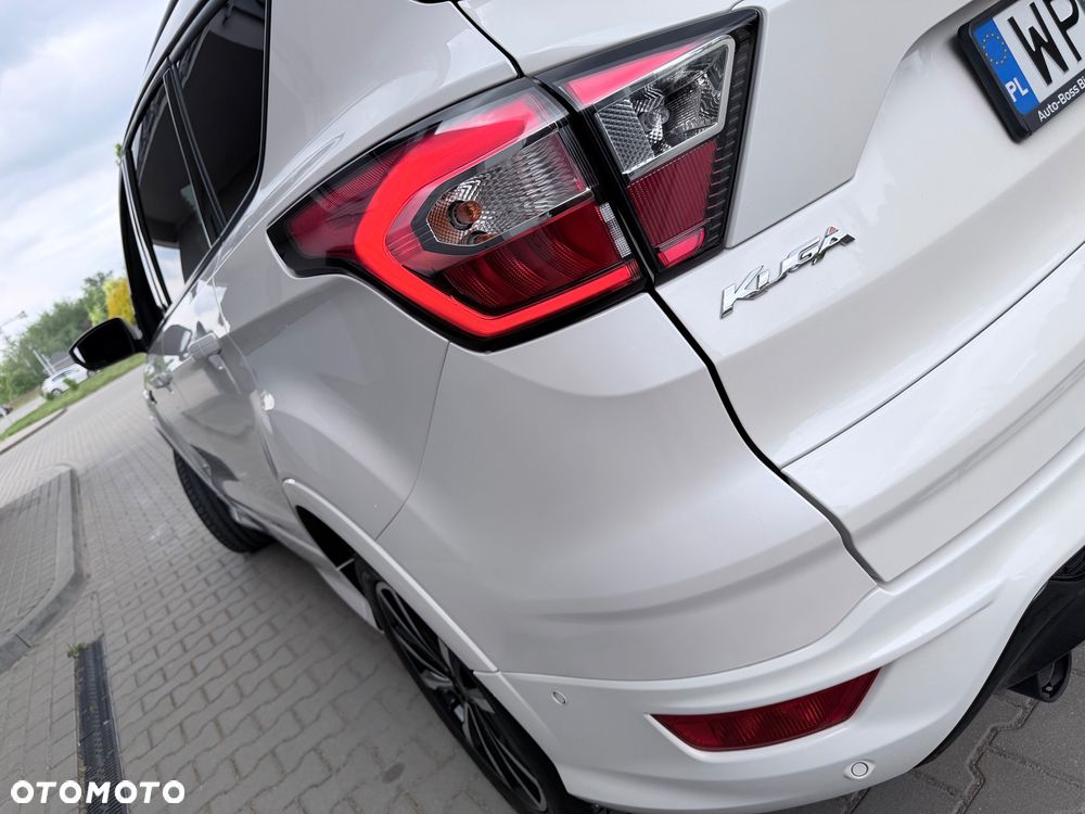 Ford Kuga 2.0 TDCi AWD ST-Line - 26