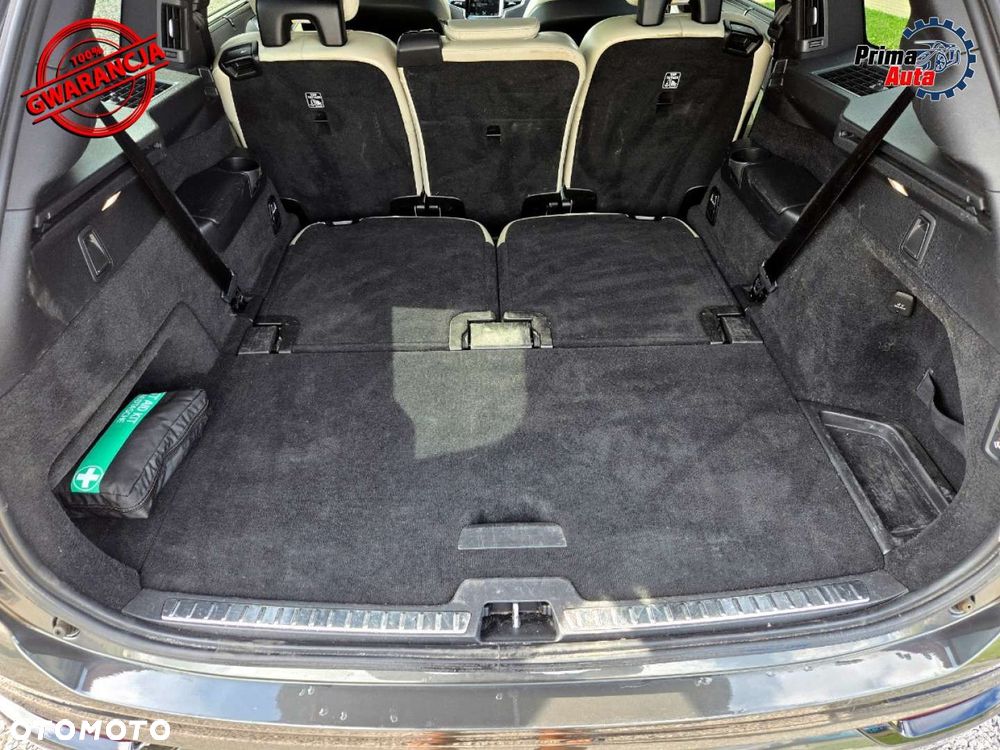 Volvo XC 90 B5 D AWD R-Design 7os - 15