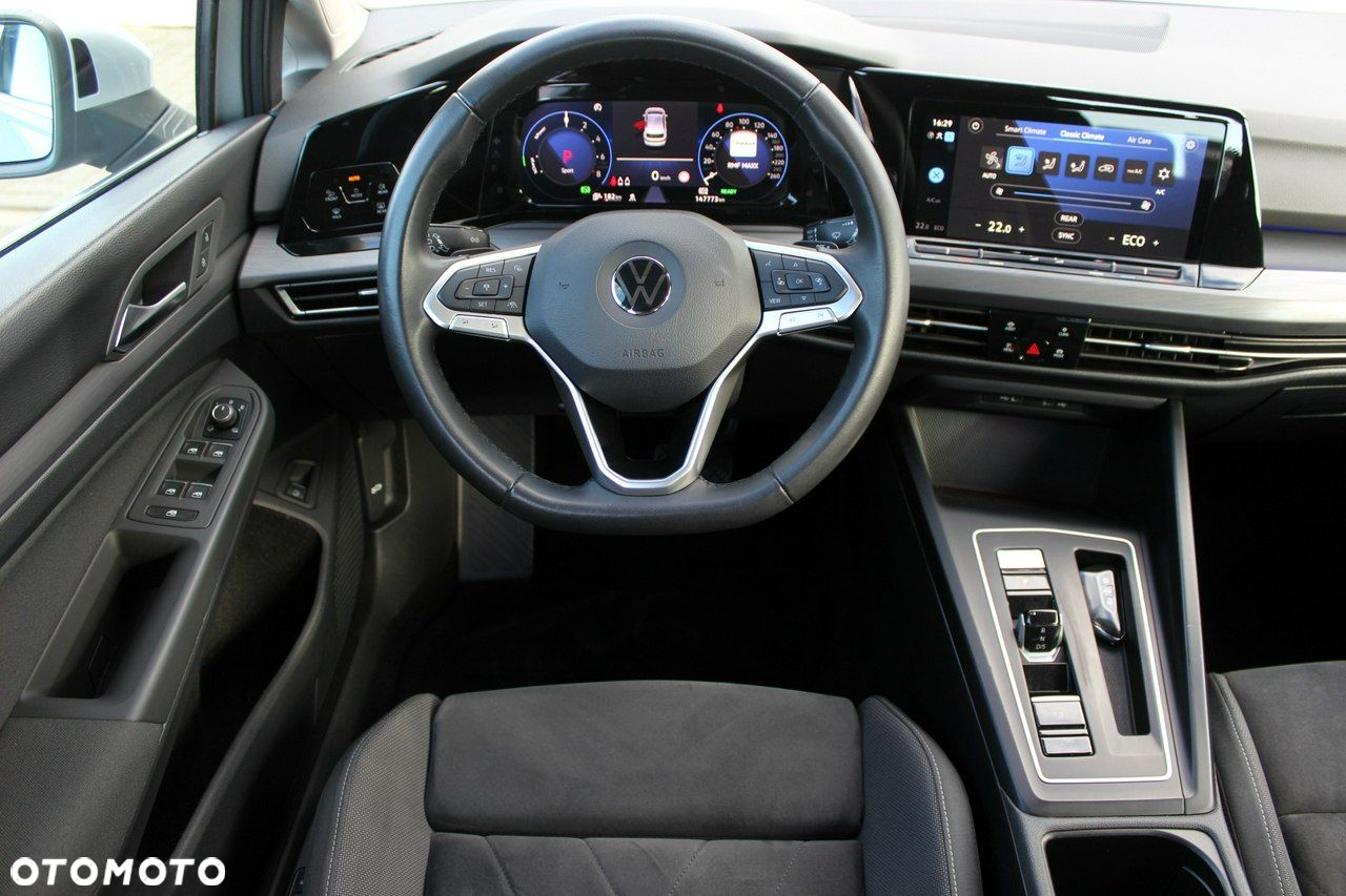 Volkswagen Golf VIII 1.4 TSI Plug-In Hybrid Style DSG - 8