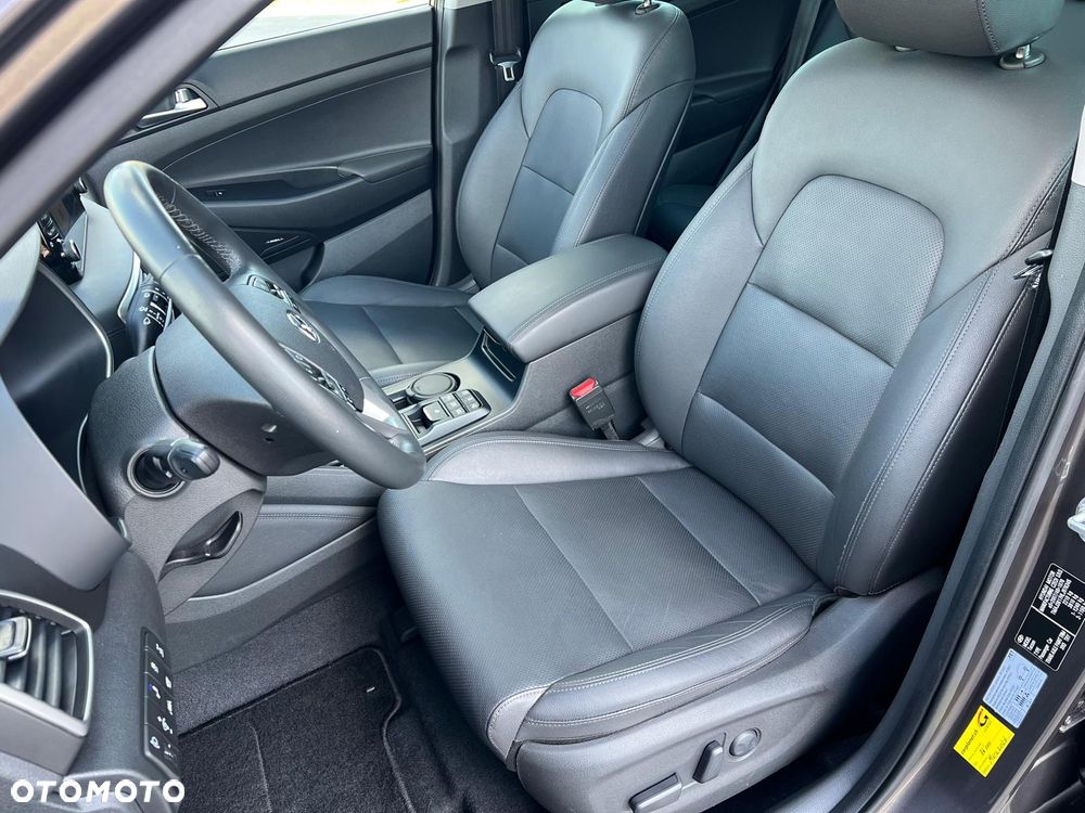 Hyundai Tucson 1.6 CRDi 48V-Hybrid 4WD DCT Select - 13