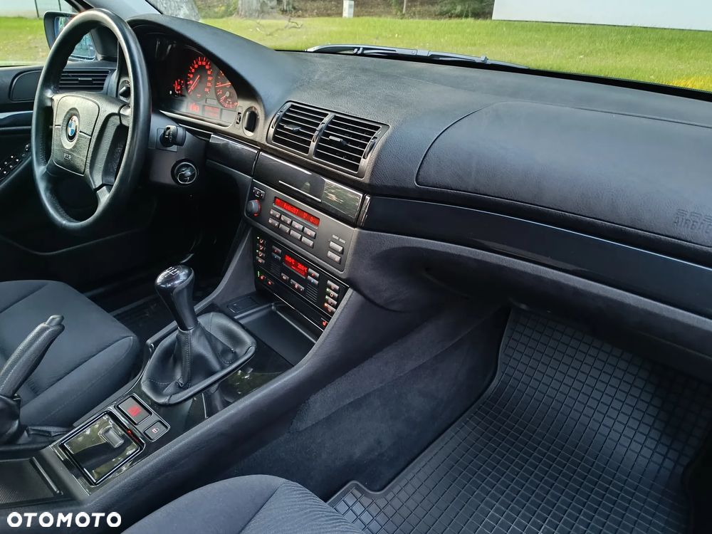 BMW Seria 5 - 33