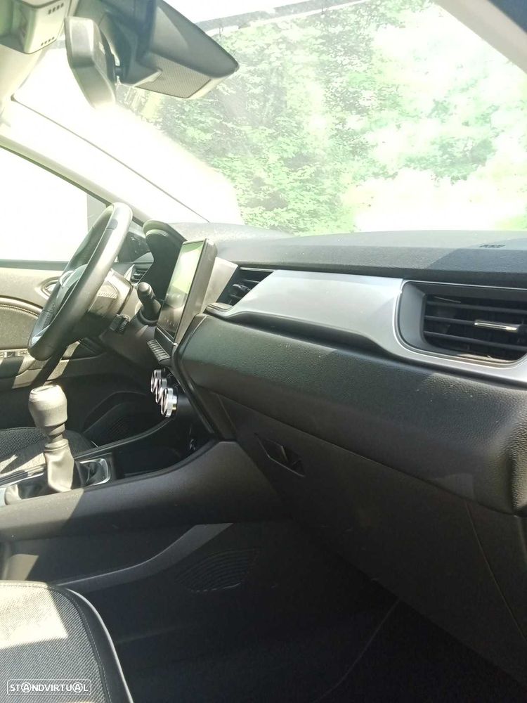 Renault Captur 1.0 TCe Techno - 11