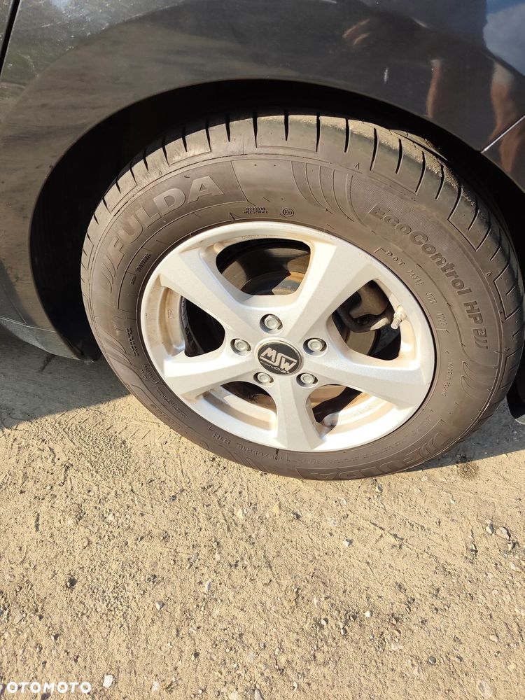 Kia Ceed 1.6 GDI L Business Line - 11