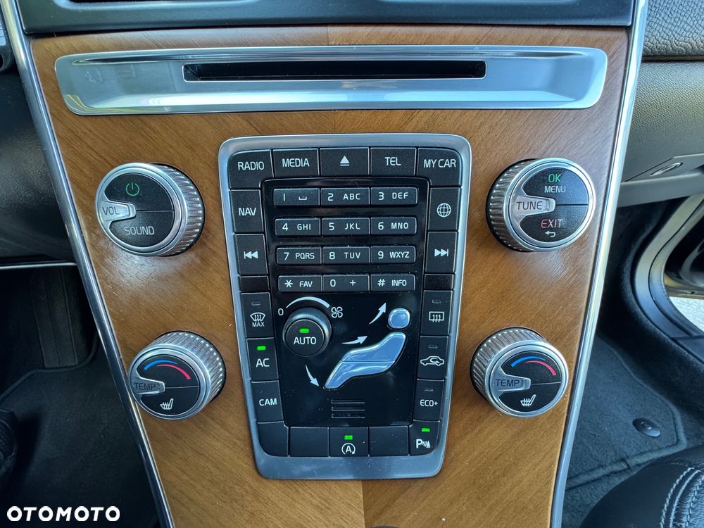 Volvo XC 60 - 37
