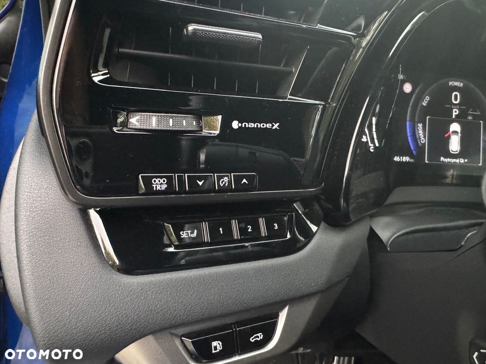 Lexus RX 500h F Sport - 30