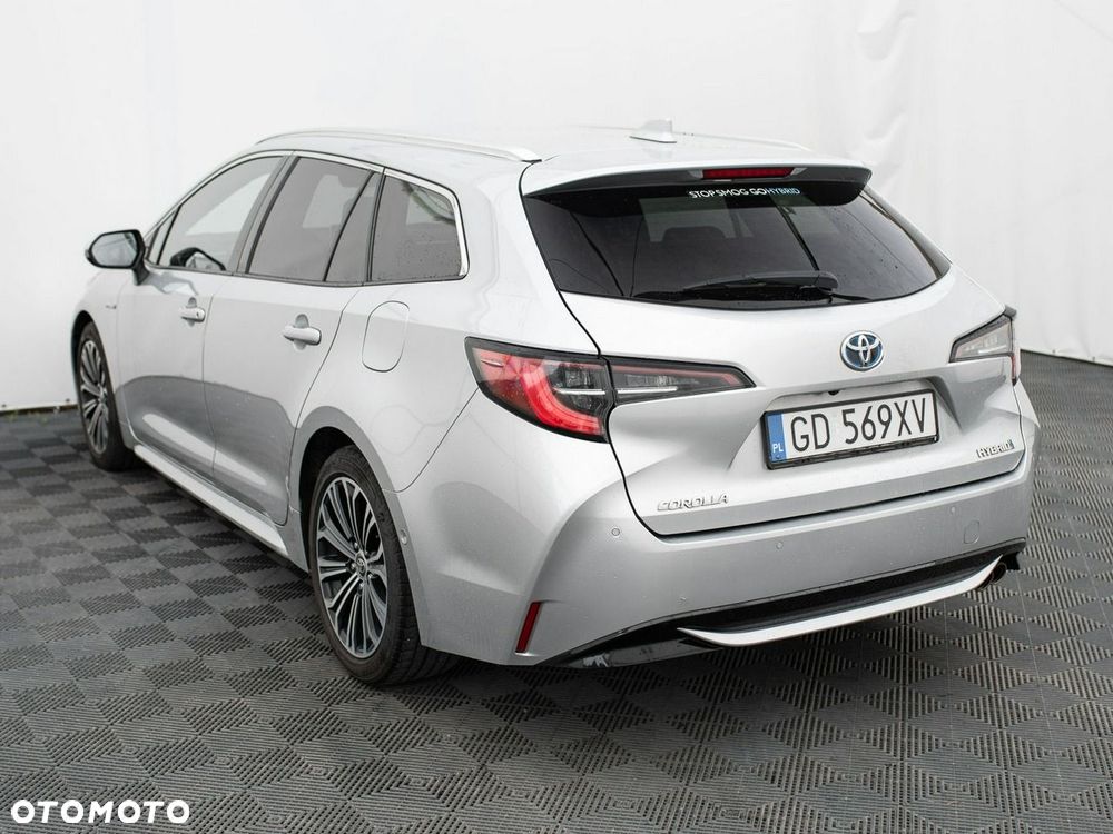 Toyota Corolla - 5
