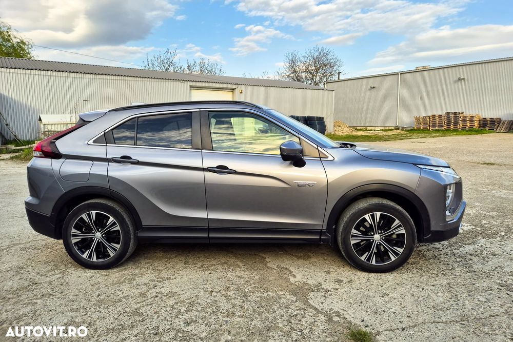 Mitsubishi Eclipse-Cross PHEV Intense+ - 2