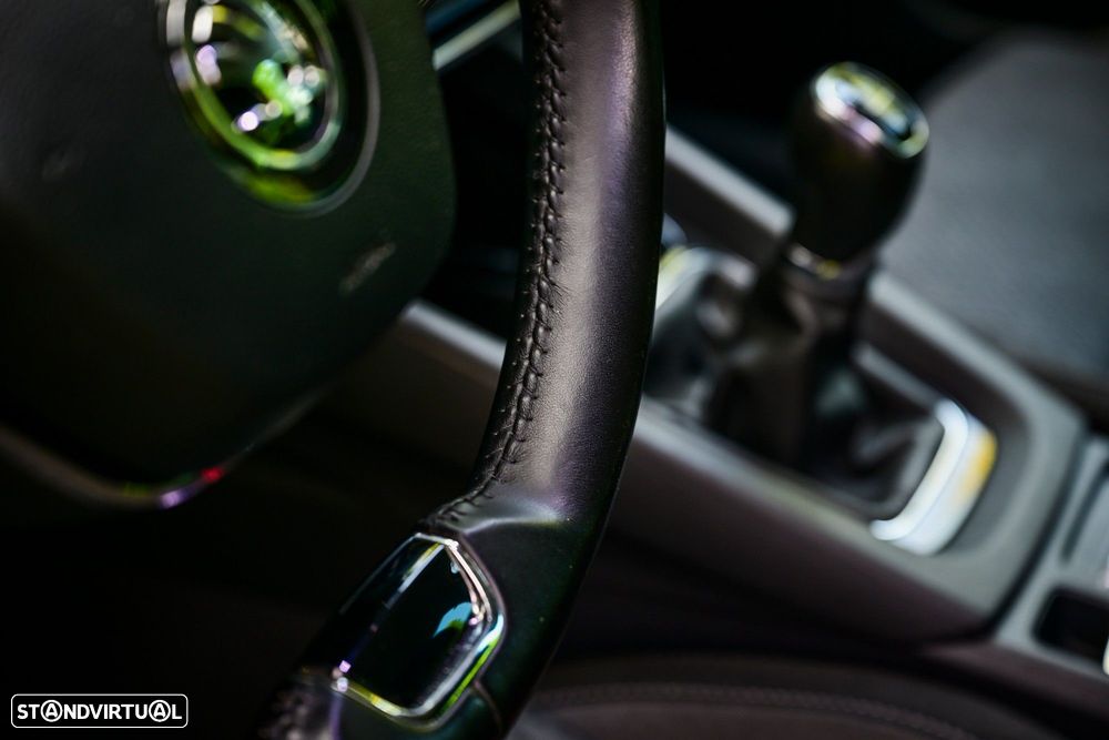 Skoda Octavia Break - 27