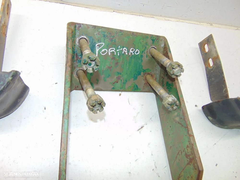 Portaro para-choques - 4