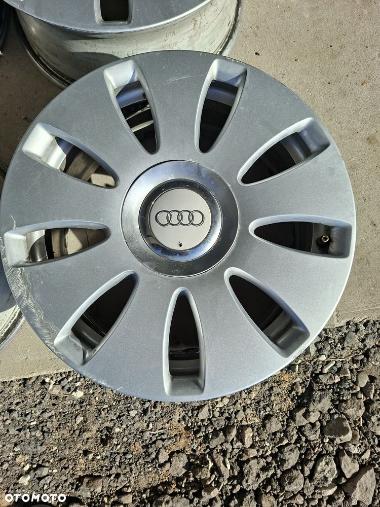 Oryginalne felgi audi, aluminiowe 16" stan bdb - 3