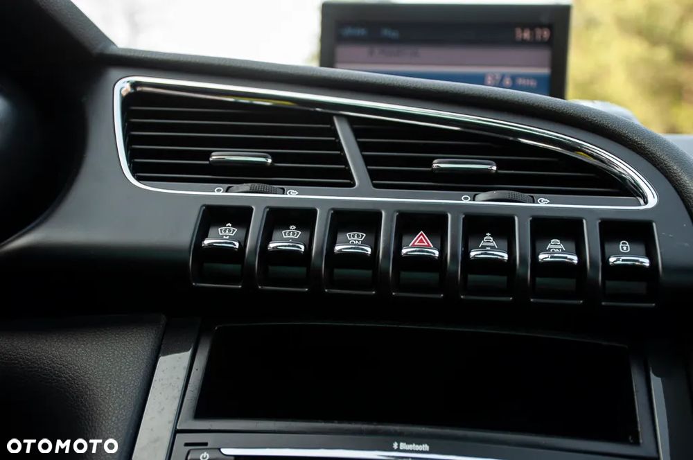 Peugeot 3008 HDi 160 Automatik Business-Line - 39