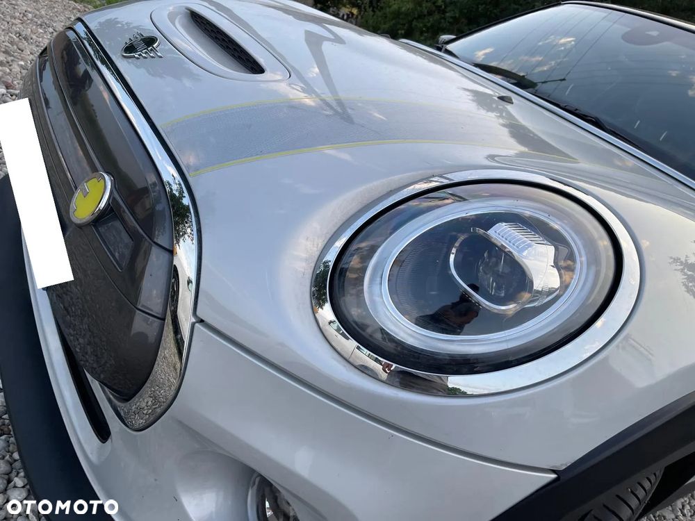 MINI Cooper SE Electric Trim - 28