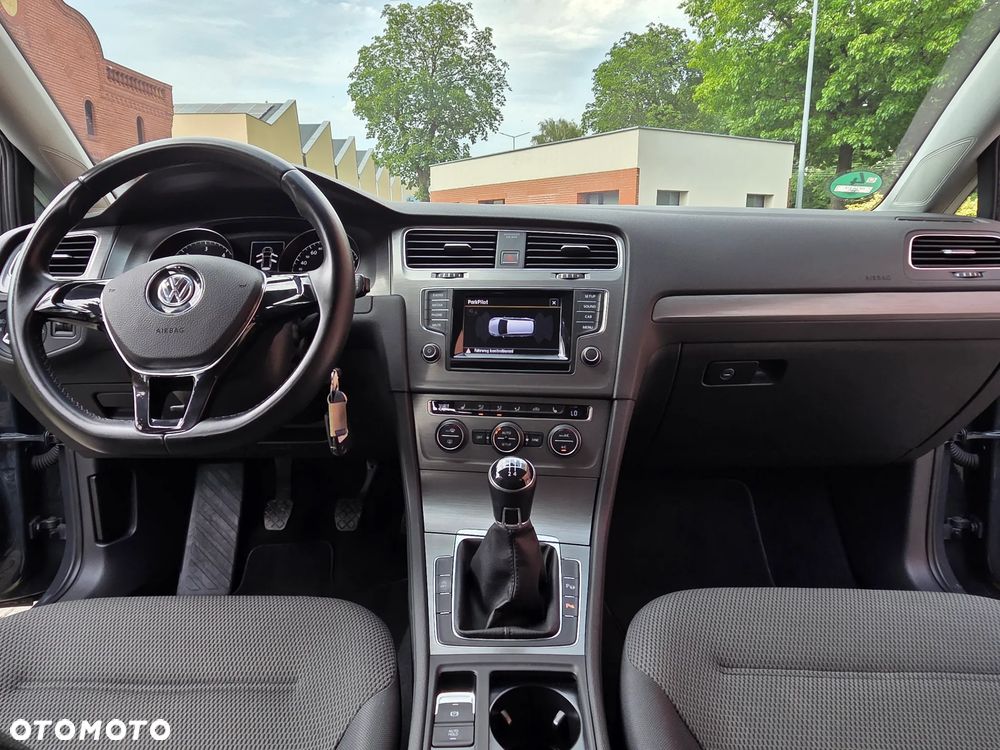 Volkswagen Golf 1.6 TDI BlueMotion Technology Cup - 20