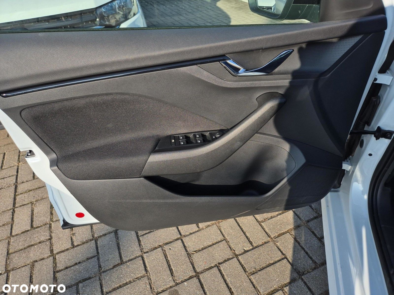 Skoda Kamiq 1.0 TSI Ambition DSG - 10
